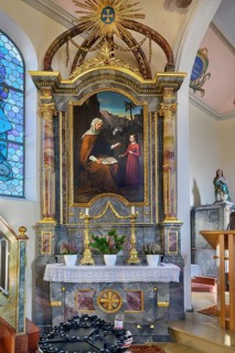 Side altar