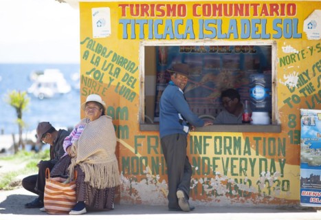 Ticket booth for the ferry to Isla del Sol