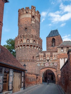 Gothic brick city wall and Neustaedter Tor