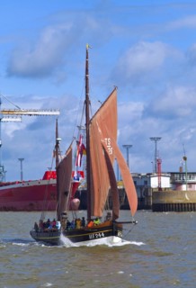 Herring lugger HF 244 on the river Weser