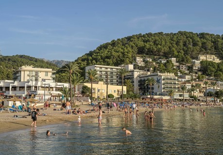 Sandy beach beach
