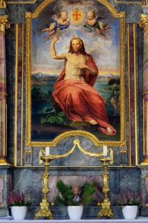Side altar with image of Christ