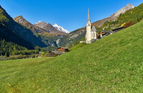 Heiligenblut with view of Grossglockner