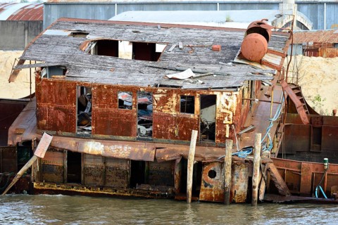 Shipwreck on the Rio Lujan
