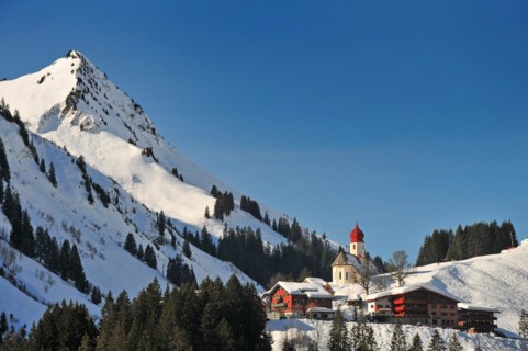 Church of St Nicholas in Damuels