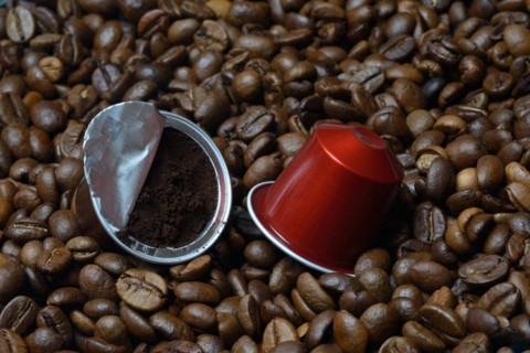 Coffee capsules and coffee beans