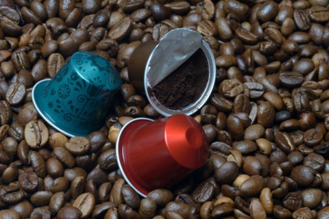 Coffee capsules and coffee beans