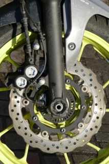Gear shift or hub shift on a bicycle