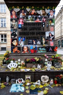 Memorial of Michael Jackson at the monument of Orlando di Lasso