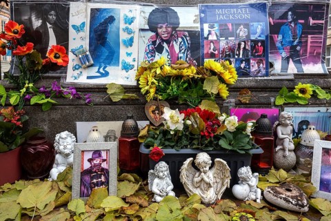 Memorial of Michael Jackson at the monument of Orlando di Lasso