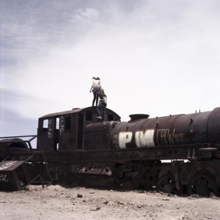 Bolivia Uyuni Railway Cemetery Girlfriends Adventurers Excursion Atacama Desert Plateau