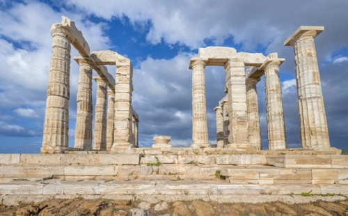 Ruin and columns of the ancient Temple of Poseidon