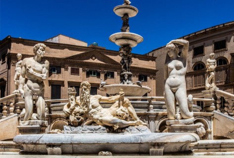 Fontana Pretoria with several basins with white marble figures and statues