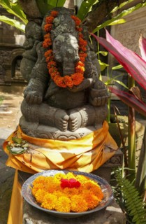Ganesha statue