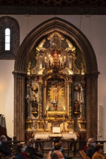 Side altar
