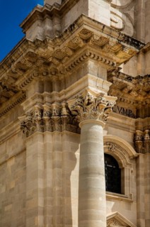 Cathedral of Santa Maria delle Colonne incorporates an ancient Ahtene temple