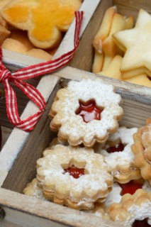 Assorted Christmas biscuits in fanned wooden box