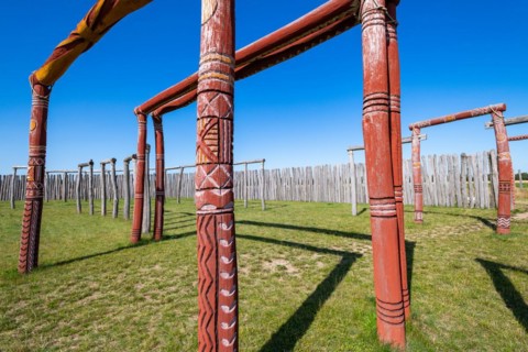 Wooden posts and palisades in the circular ditch Ringheiligtum Poemmelte
