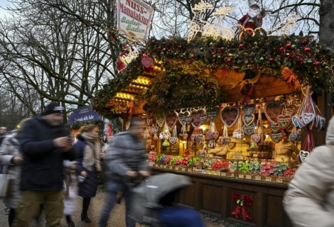 Candy stall at the Christmas market of Baden-Baden