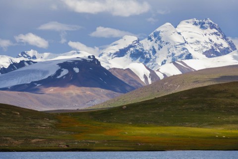 Dream Lake and Kizil-Asker glacier