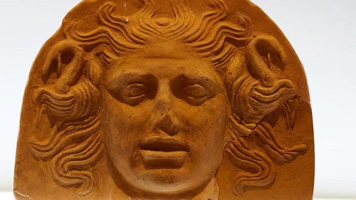 Antefix