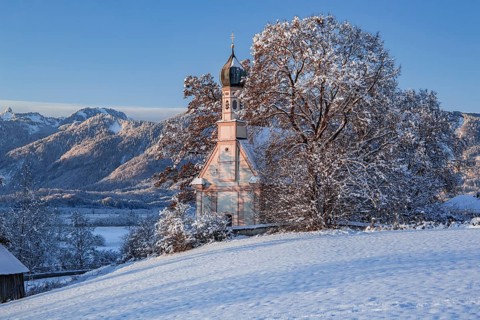 Winter landscape with Ramsachkircherl