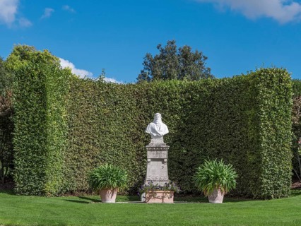 Gardens of the Renaissance Castle of Amboise