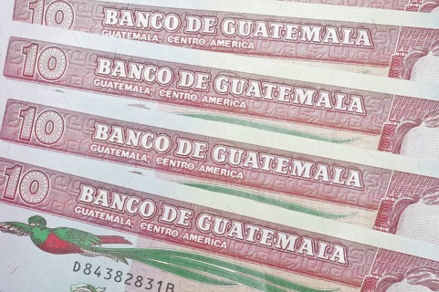 10 Guatemalan quetzales