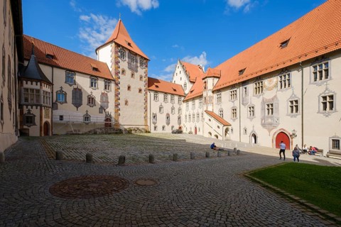 Inner courtyard Hohes Schloss