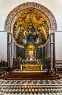 Altar room with Christ Pnatokrator