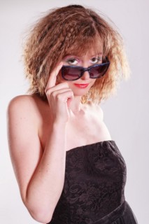 Portrait of a woman with sunglasses