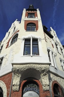 Facade and bay window with Art Nouveau ornaments of a house around 1900