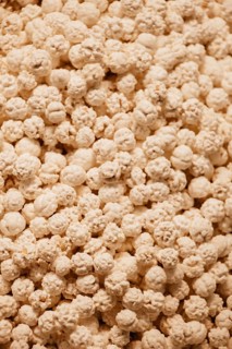 A pile of Turkish style sugar-coated chickpeas