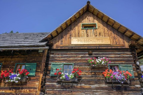 Priesshuette on the Nockalm Road