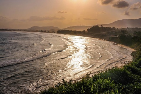 Hazy light over the beach of Fort Dauphin