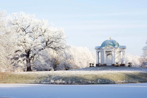 Swan Island with temple in the Karlsaue