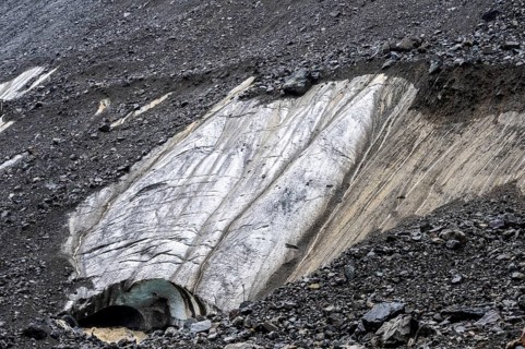 Glacier cave