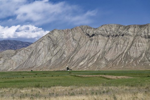 Landscape along the At-Bashy Range