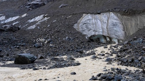 Glacier cave