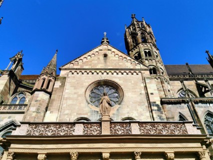 Romanesque transept