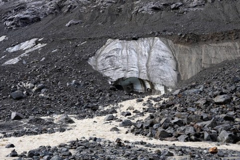 Glacier cave