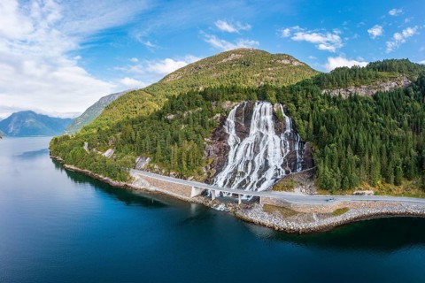 Furebergfossen waterfall on the Maurangerfjord