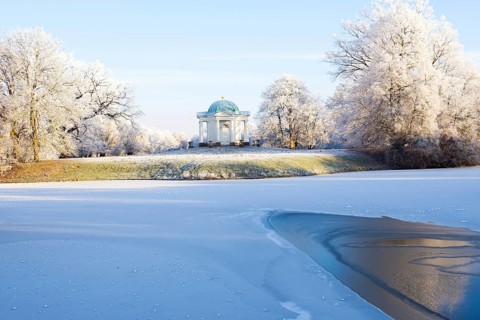 Swan Island with temple in the Karlsaue