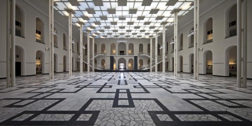 Atrium in the main building of Leibniz Universitaet Hannover