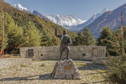 Statue of Tenzing Norgay Sherpa