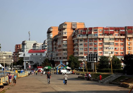 Harbour promenade