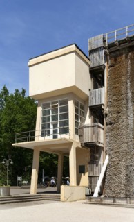 Old graduation house with technical building in the New Objectivity style