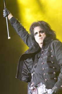 Alice Cooper at a concert in the MHP Arena Ludwigsburg
