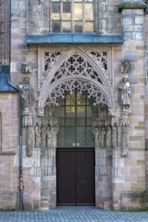 Bridal portal c. 1320 with Gothic tracery