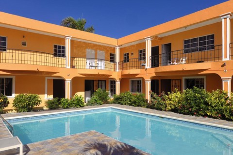 Cheap accommodation with swimming pool